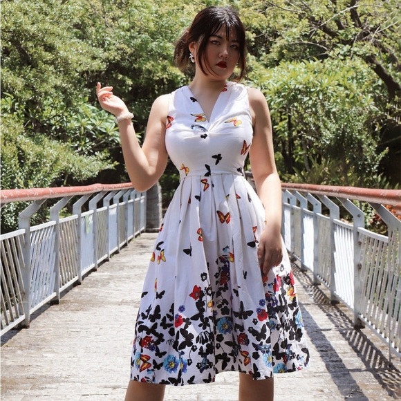 NWT Belle Poque Boutique Beautiful A-Line Dress in Colorful Butterfly Print Sz S - Picture 3 of 16